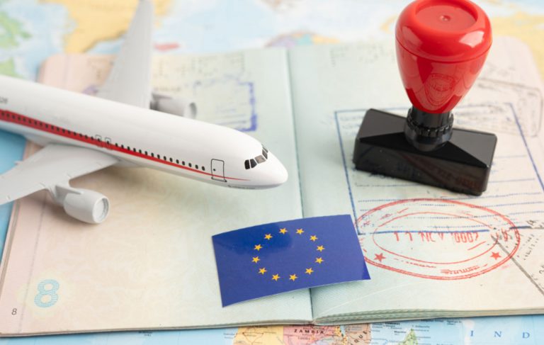 Regularización extraordinaria de inmigrantes 2026: impacto jurídico y laboral para empresas